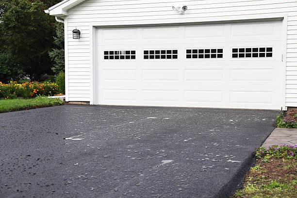 Best Garage Cleanout  in Milton, WI